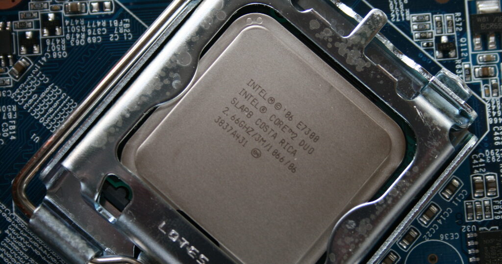 とうとう逝かれてしまった自作PCを組み直しました。