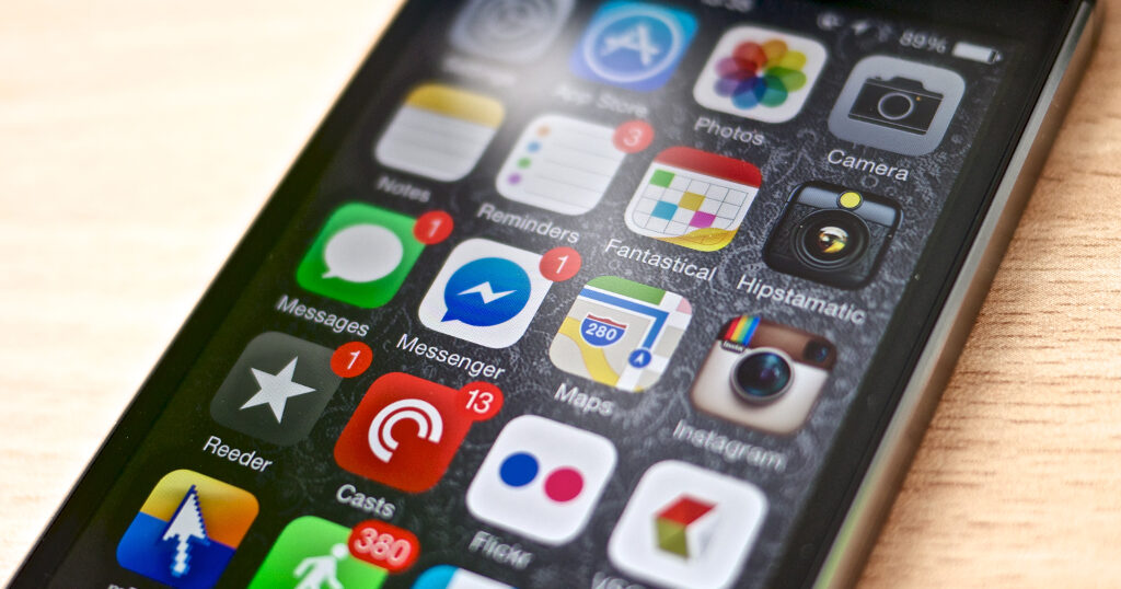 私がiPhoneで画像編集する時に使っているアプリ厳選2つ！